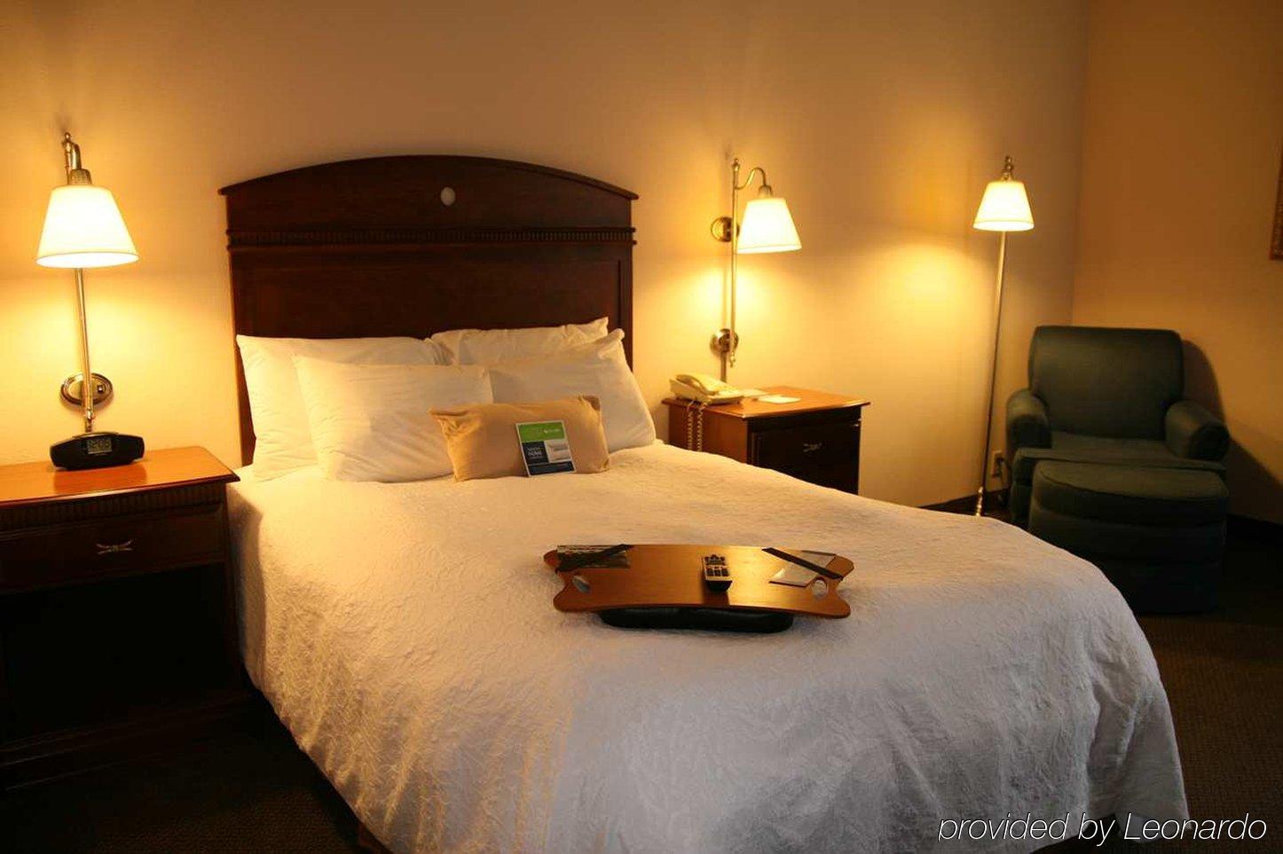 Hampton Springfield-south 3*