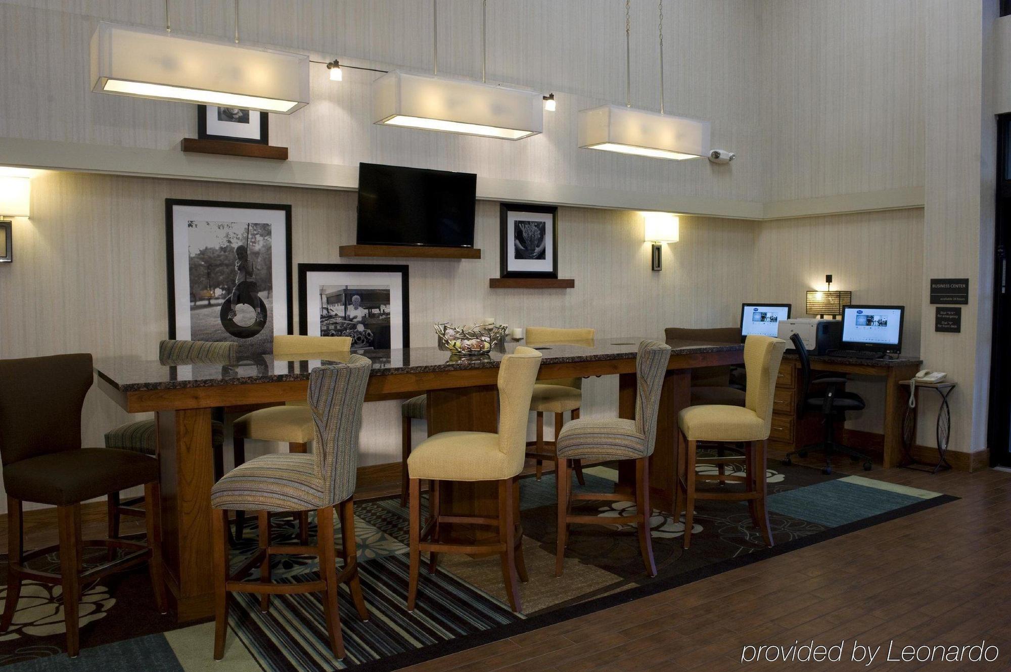 Hampton Springfield-south 3*